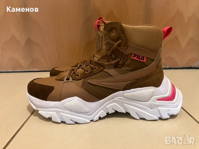 Ефектни спортни обувки от дамска серия - FILA Desert Boot, снимка 2 - Маратонки - 54120732