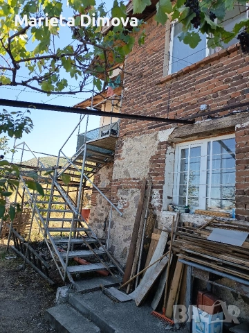 Продавам къща в село Козарско, снимка 2 - Къщи - 54255269