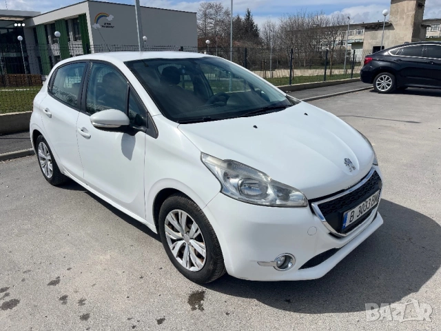 Peugeot 208  1.4 HDi  2013г., снимка 3 - Автомобили и джипове - 54009123