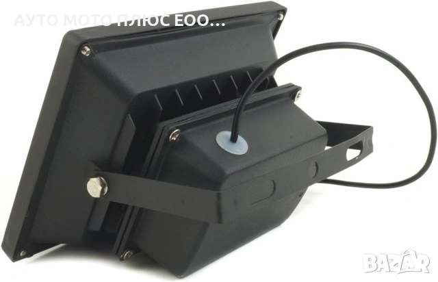 Водоустойчив Соларен LED Прожектор 50W IP66 за Външно Осветление, снимка 3 - Соларни лампи - 54905413