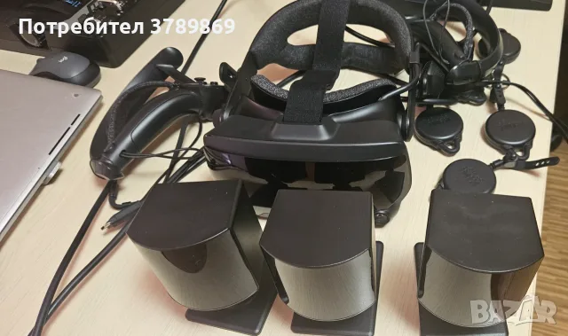 Valve index VR пълен комплект + допълнителна тракинг станция, снимка 3 - 3D VR очила за смартфон - 55510456