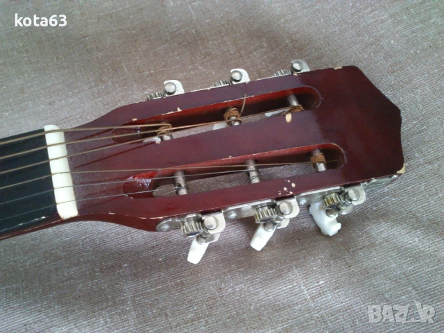 Акустична Китара , снимка 4 - Струнни инструменти - 54368681