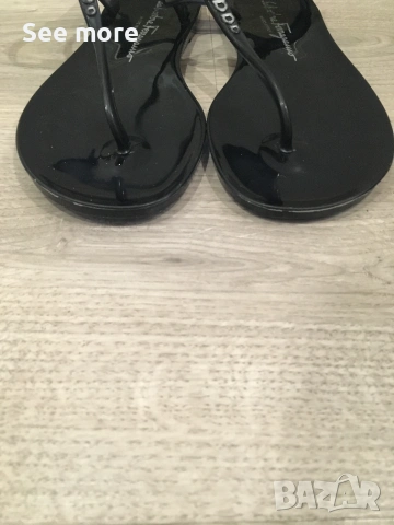 Salvatore Ferragamo сандали гума 39/40, снимка 2 - Сандали - 55002595