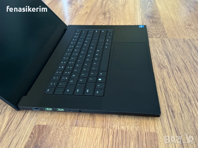 15.6' 2.5K 240Hz i7-12800H Razer Blade Advanced 16GB DDR5/1TB NVMe/Nvidia RTX 3070 Ti 8GB/Бат. 6ч., снимка 12 - Лаптопи за игри - 54575471