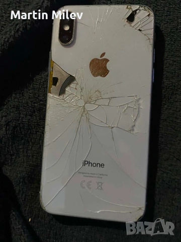 Продавам IPhone X 64GB