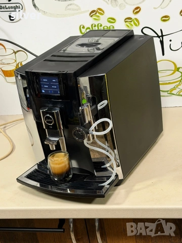 Кафемашина кафе автомат JURA E8 с гаранция