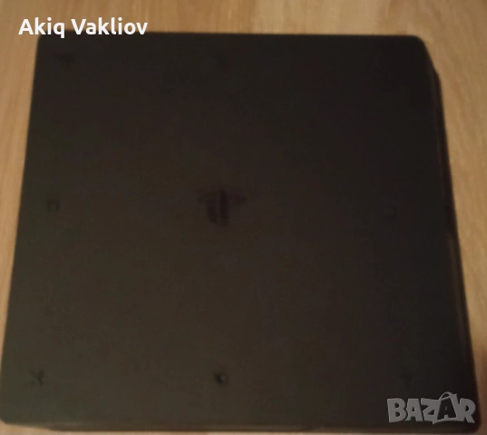 Продаван ps 4 в одлично състояние включва gta5 светещи кабели за зареждане , снимка 2 - Аксесоари и консумативи - 54672876