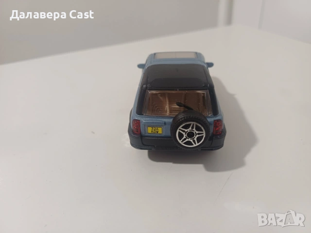 1/43 Freelander Bburago Italy , снимка 7 - Колекции - 54348710