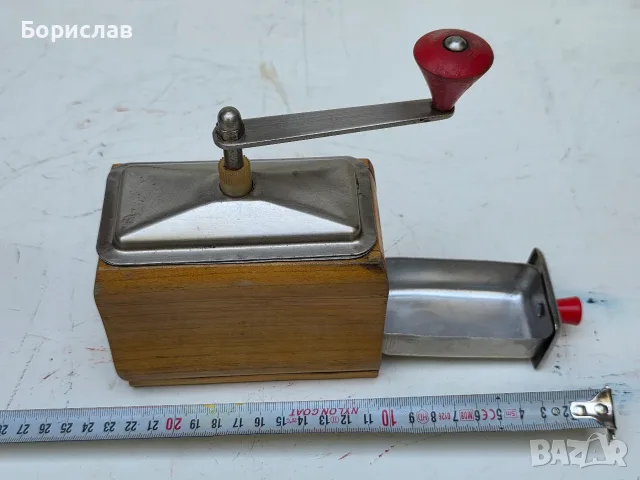 Мелничка за мелене на подправки