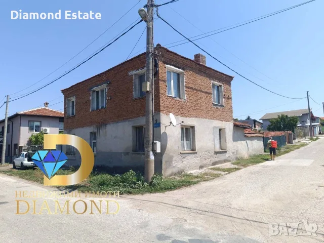 Двуетажна къща в село Конуш, обл. Пловдив, снимка 3 - Къщи - 55407378