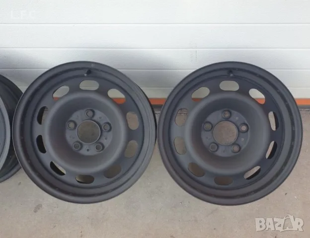 Оригинални! - 16" BMW 1 и 3 серия, 5х120, 6.5J, EТ42 + оригинални тасове, снимка 2 - Гуми и джанти - 55478906
