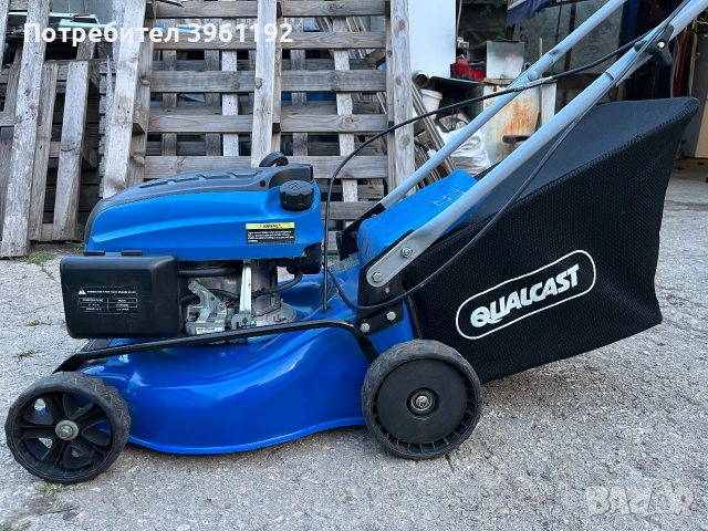 39 Самоходна моторна косачка Hyndai 4.5 hp, снимка 3 - Градинска техника - 55269349