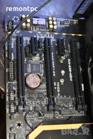 Дънна платка GIGABYTE X99-UD4 + 12 /24 ядрен Intel Xeon E5 2670 V3  DDR4 quad channel, снимка 5 - Дънни платки - 55396510