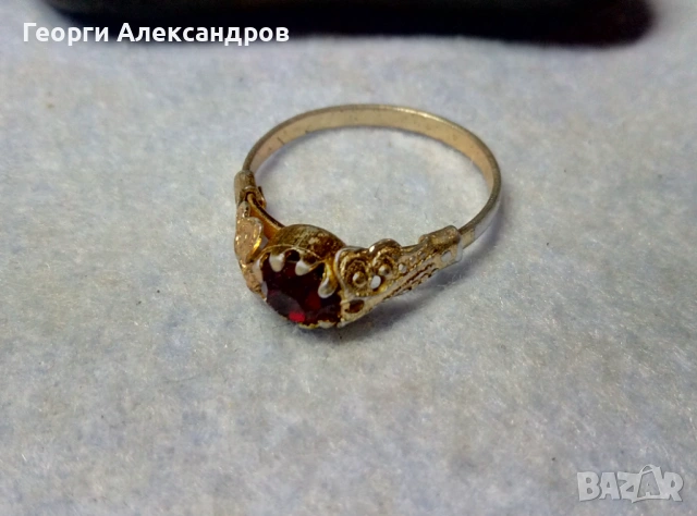 Старинен ПОЗЛАТЕН АЖУРНО ОРНАМЕНТИРАН РУСКИ ПРЪСТЕН с БЛЕСТЯЩ ГРАНАТ Ръчно Ювелирно Фасетиран