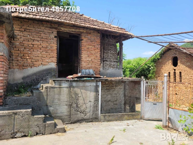 Продавам къща в село Реселец община Червен бряг, снимка 5 - Къщи - 54917455