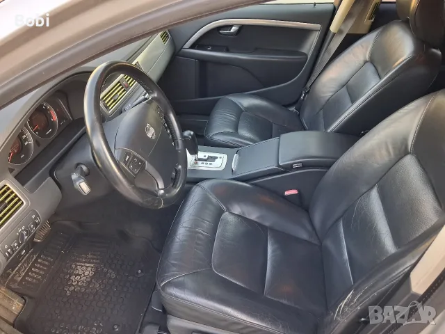Volvo V70 2.5T Газ/Бензин, снимка 12 - Автомобили и джипове - 48136227