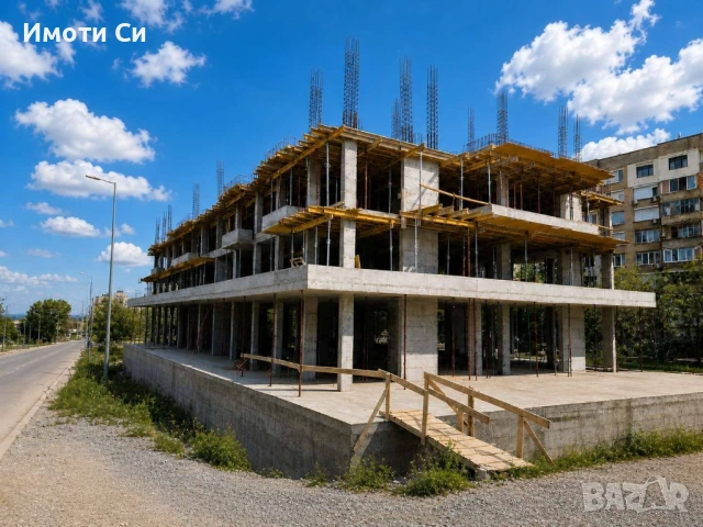 Тристаен апартамент, снимка 2 - Апартаменти - 54410271