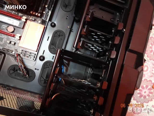 Кутия AeroCool, снимка 10 - Захранвания и кутии - 54968148
