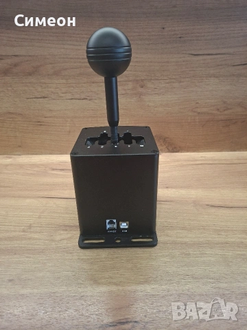 MOZA HGP Shifter, снимка 3 - Джойстици и геймпадове - 54520327