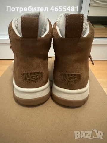 Обувки Ugg, снимка 2 - Дамски ежедневни обувки - 54566653