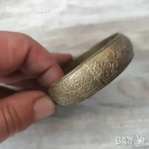 Стара бронзова гривна , снимка 10 - Антикварни и старинни предмети - 55654999