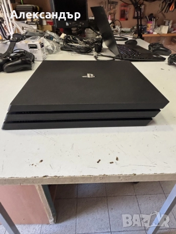PS4 PRO 1TB комплект , снимка 3 - PlayStation конзоли - 55493230