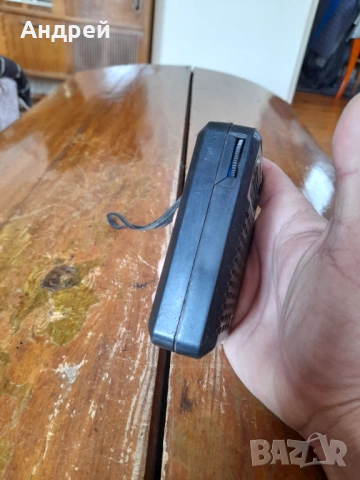 Старо радио,радиоприемник Sharp, снимка 2 - Антикварни и старинни предмети - 54280522