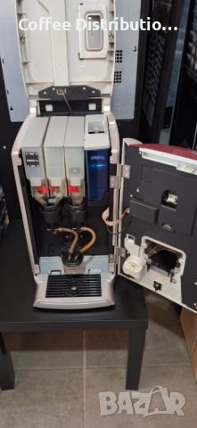 Кафемашина Nescafe, снимка 3 - Вендинг машини - 54193513