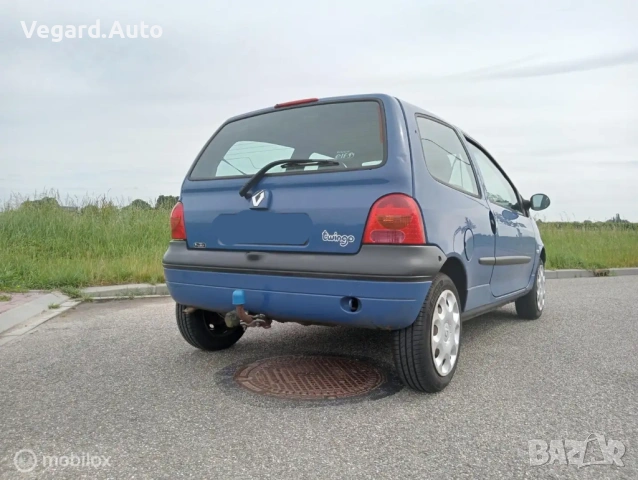 На Части Renault Twingo I 1.2i 55к.с. 1995г., снимка 3 - Автомобили и джипове - 54868616