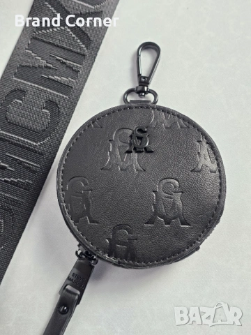 Нова дамска чанта Steve Madden BWEBBER Black Monogram, снимка 5 - Чанти - 54404907