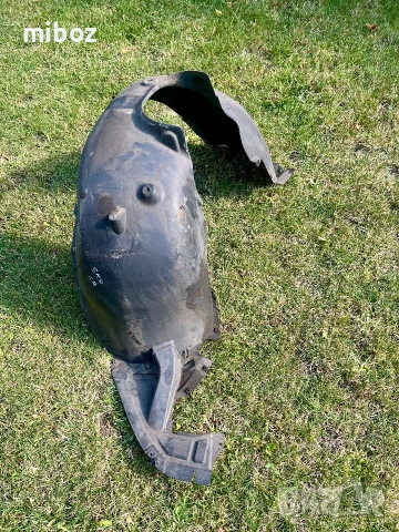 Подкалник преден Шкода Октавия Skoda Octavia 3, снимка 2 - Части - 55136750