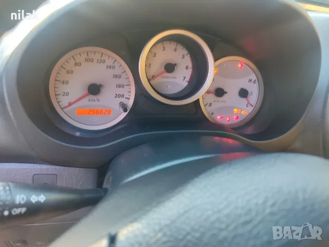 Тойота RAV4  2004 година  дизел 2000 кубика 116 к.с. , снимка 8 - Автомобили и джипове - 55526137