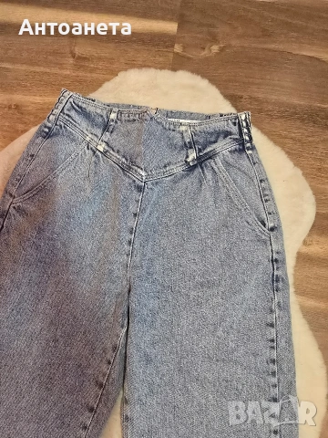 BERSHKA mom fit сини, снимка 6 - Дънки - 54542579
