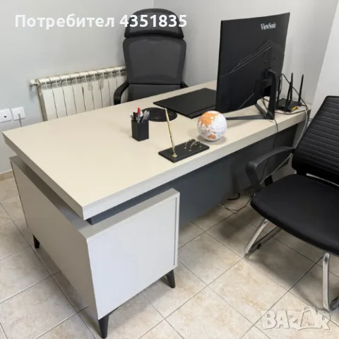 ОФИС МЕБЕЛИ В МНОГО ДОБРО СЪСТОЯНИЕ 