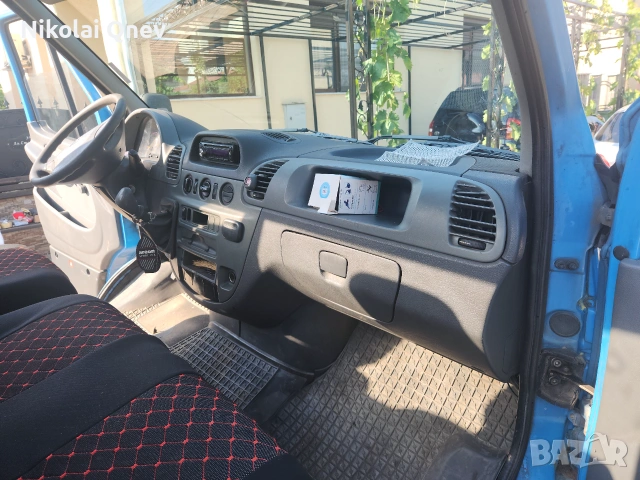 Товарен бус Мерцедес 208, снимка 10 - Бусове и автобуси - 55097449