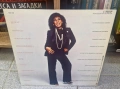Грамофонни Плочи - Поп - Рок: Shirley Bassey - The Magic Is You, снимка 2