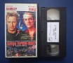 Видеокасета VHS Защо Точно Ние / Кристоф Ламбер, снимка 2