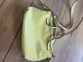 Малка дамска чанта, снимка 1