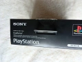 PlayStation 5 30th Anniversary Limited Edition Bundle + 2 броя лимитирани контролери и зарядна станц, снимка 11