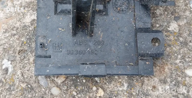 Пластмаса Километраж и Бутон Регулиране Опел Кадет - GM 90360192, снимка 4 - Части - 55388068