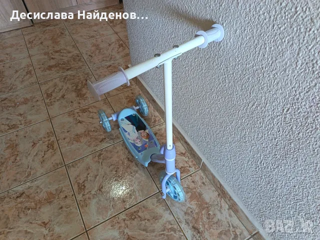 Тротинетка Елза и Ана, снимка 3 - Скутери и тротинетки - 55329483
