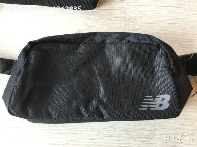 НОВА оригинална мъжка / унисекс черна чанта / crossbody bag / чантичка за кръста "банан" NEW BALANCE, снимка 2 - Чанти - 55310624