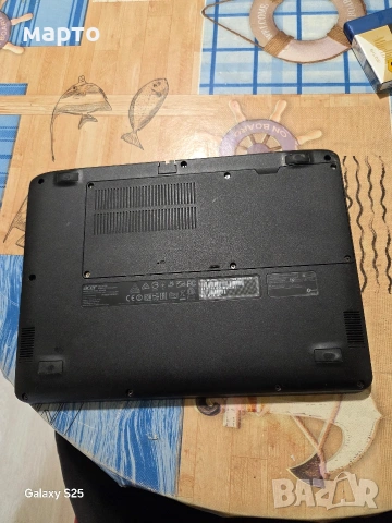 Acer Aspire ES1-132, снимка 2 - Лаптопи за дома - 54406420