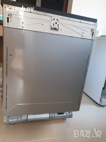 XXL Съдомиялна Miele - Auto Open - 14 Комплекта - Пълно Вграждане 60см, снимка 9 - Съдомиялни - 53980129