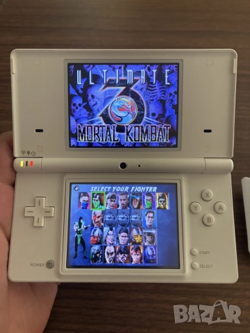 Nintendo DSi White + R4 Карта, снимка 6 - Nintendo конзоли - 55493388