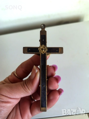 Страхотен Бронзов Кръст - Разпятие, снимка 6 - Антикварни и старинни предмети - 54065202
