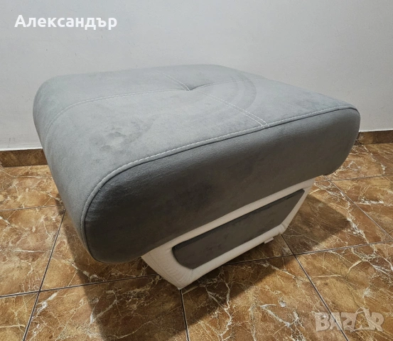 Табуретки за хол, снимка 4 - Дивани и мека мебел - 54743934