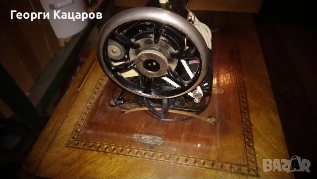 Шевна машина "Ексела" в добро състояние, снимка 9 - Шивашки услуги - 55342061