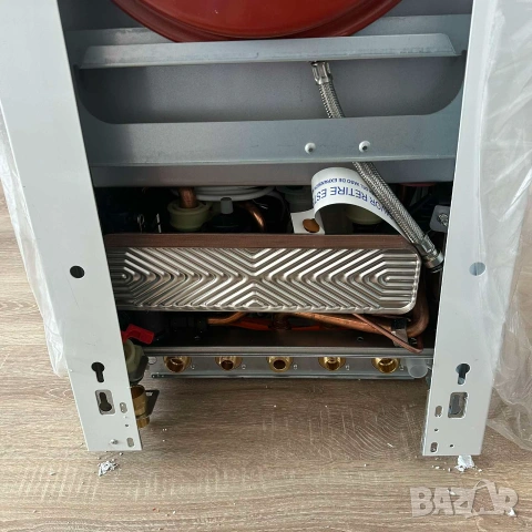 Нов двуконтурен газов котел Bosch Junkers Cerapur 24kW, снимка 6 - Бойлери - 55123625