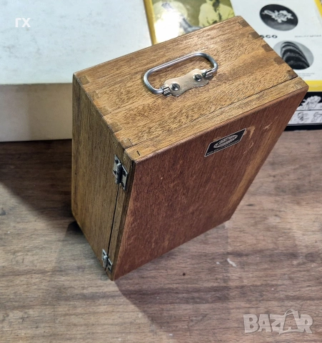 Японски Микроскоп Tasco 1970г (600 Power Microscope Kit) в дървена кутия, снимка 4 - Антикварни и старинни предмети - 55007090